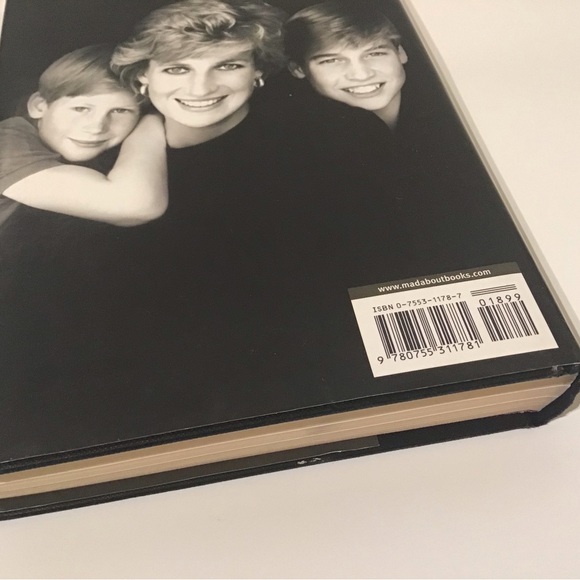 Hardcover book William and Harry by Ingrid Seward circa 2003 - Picture 4 of 11